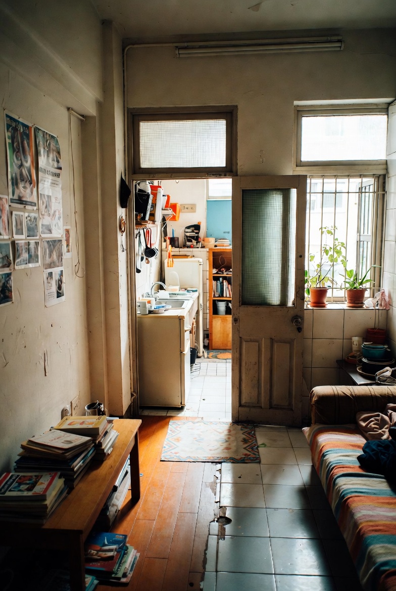 租屋小房：用 7 天 PM 曲線建立你的「乾淨基線」（之後才有資格談有效）